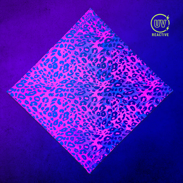 Neon Cheetah - UV Glow - Bandana under blacklight