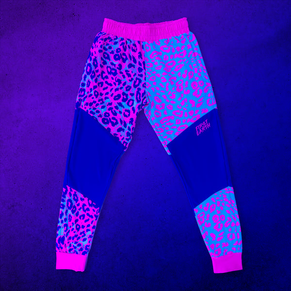 Neon Cheetah - UV - Jogger under blacklight
