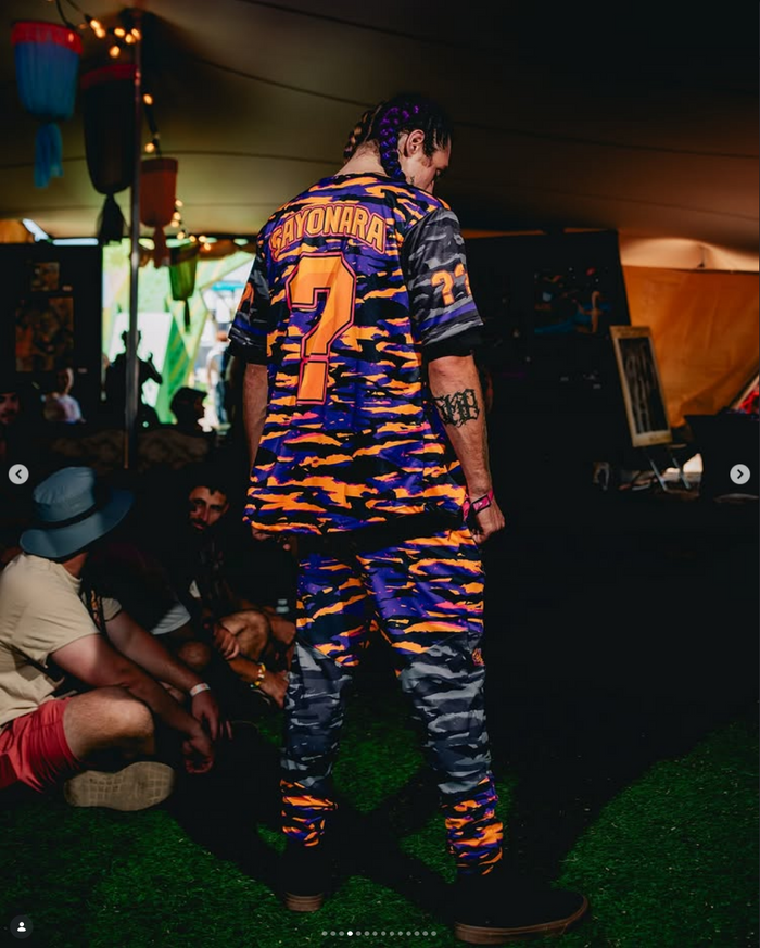 @mytoxicreality wearing 