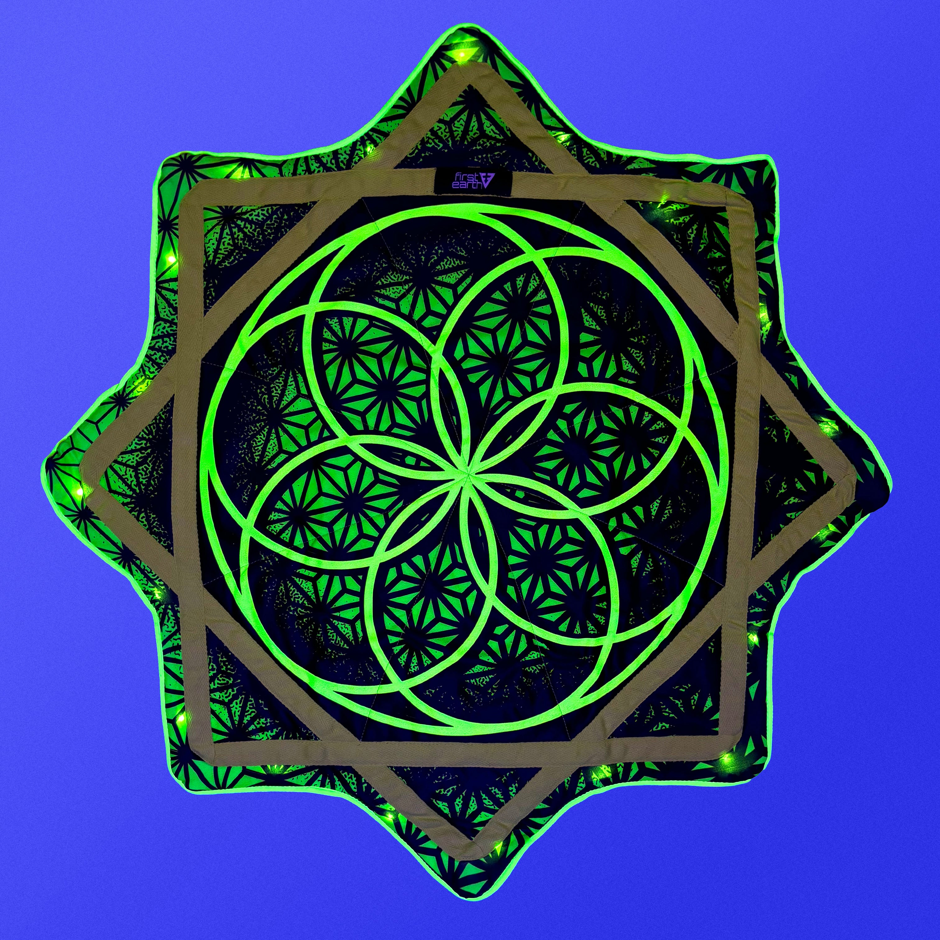 Flower of Life – UV green LED spinning flow star by First Earth, luminous rave prop with sacred geometry 