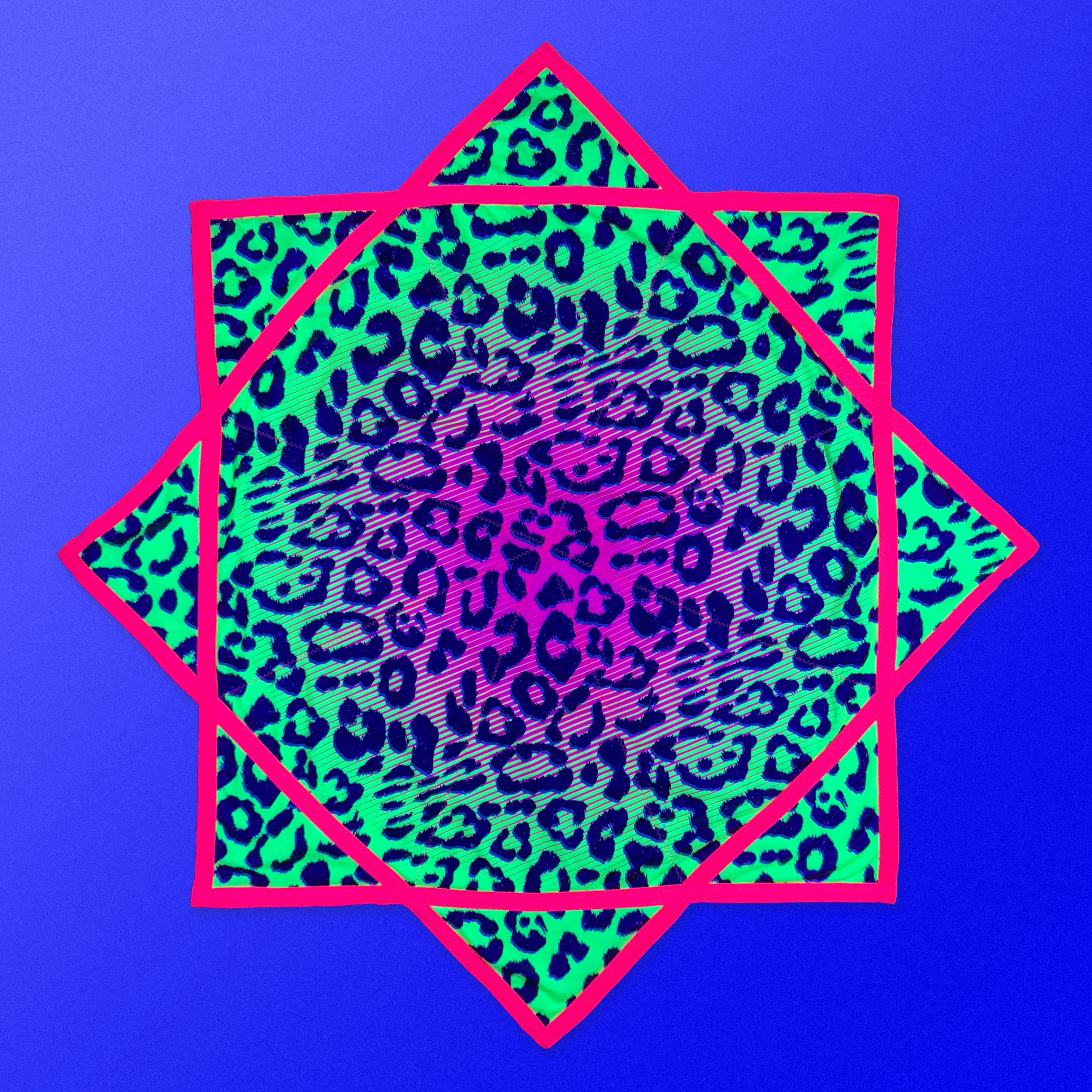 First Earth Meowthra 48-inch Mega Kaiju Flow Star – UV reactive spinning prop for rave and festival flow arts