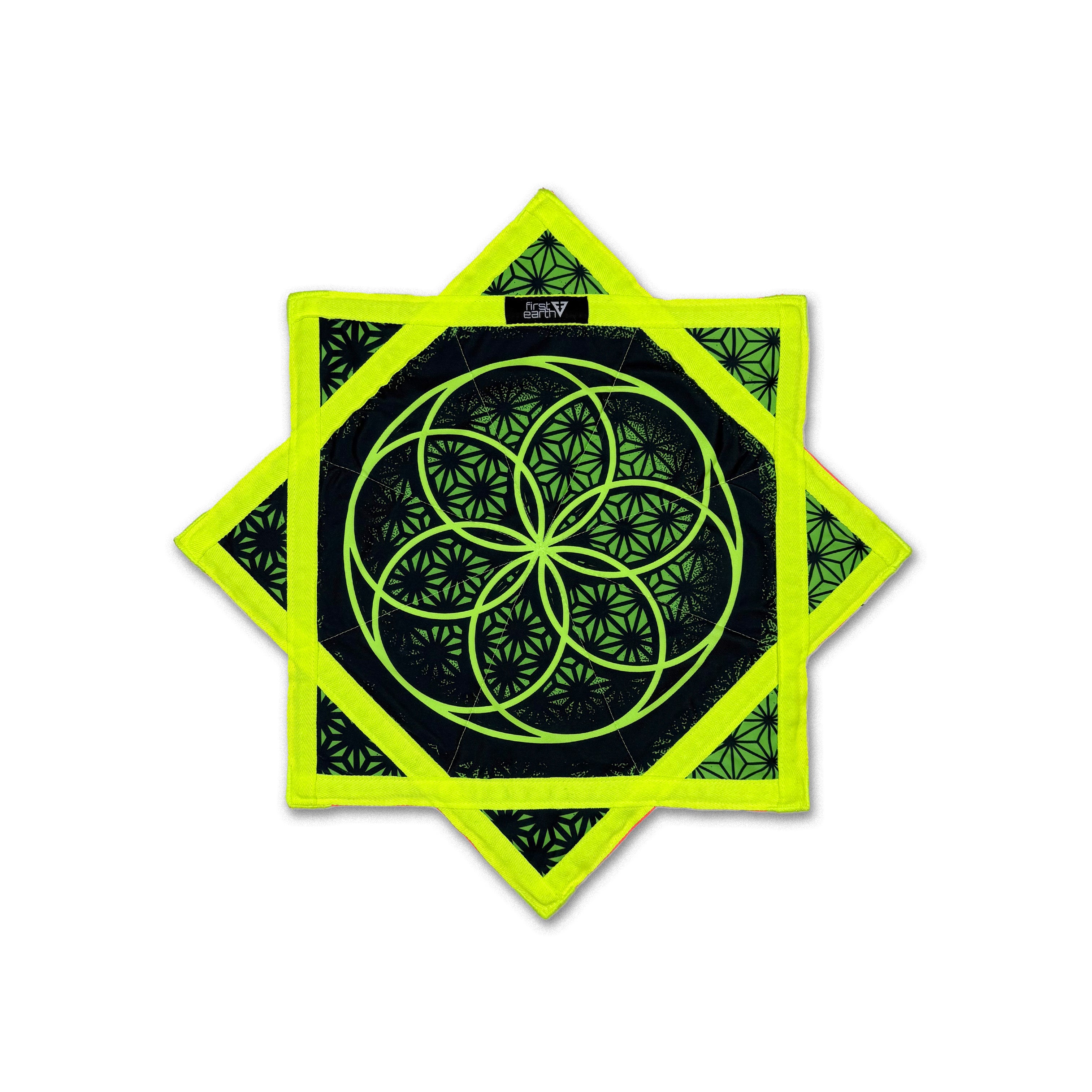 Mini Flower of Life – UV spinning flow star by First Earth, compact rave prop with sacred geometry 