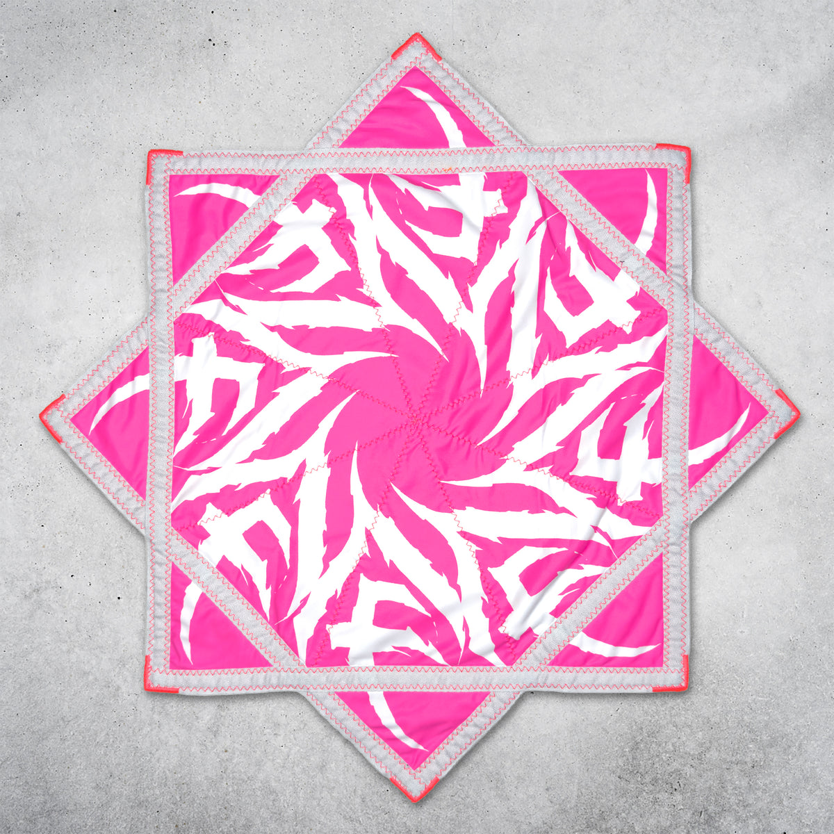 Tempest - Pink Lightning - UV - Flow Star