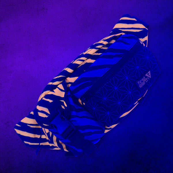 Sacred Stripes - UV - Cross Body Bag under blacklight
