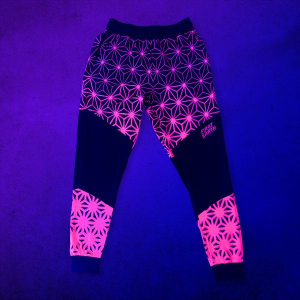 Asanoha Pink - UV - Jogger under blacklight